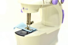 Компактная швейная машина Mini Sewing Machine SM-202A 4 в 1