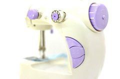 Компактна швейна машина Mini Sewing Machine SM-202A 4 в 1